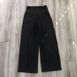 Lululemon Black Leggings Size 2 Color Black